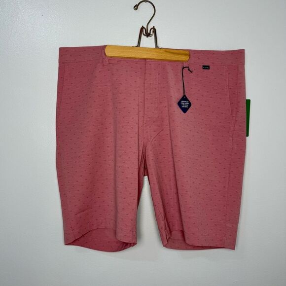 NEW Travis Mathew Men's Heather Red Flat Front Shorts | 40 - Picture 1 of 7